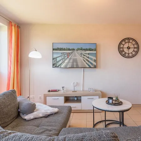 Rosenweg 1, 14 Apartment